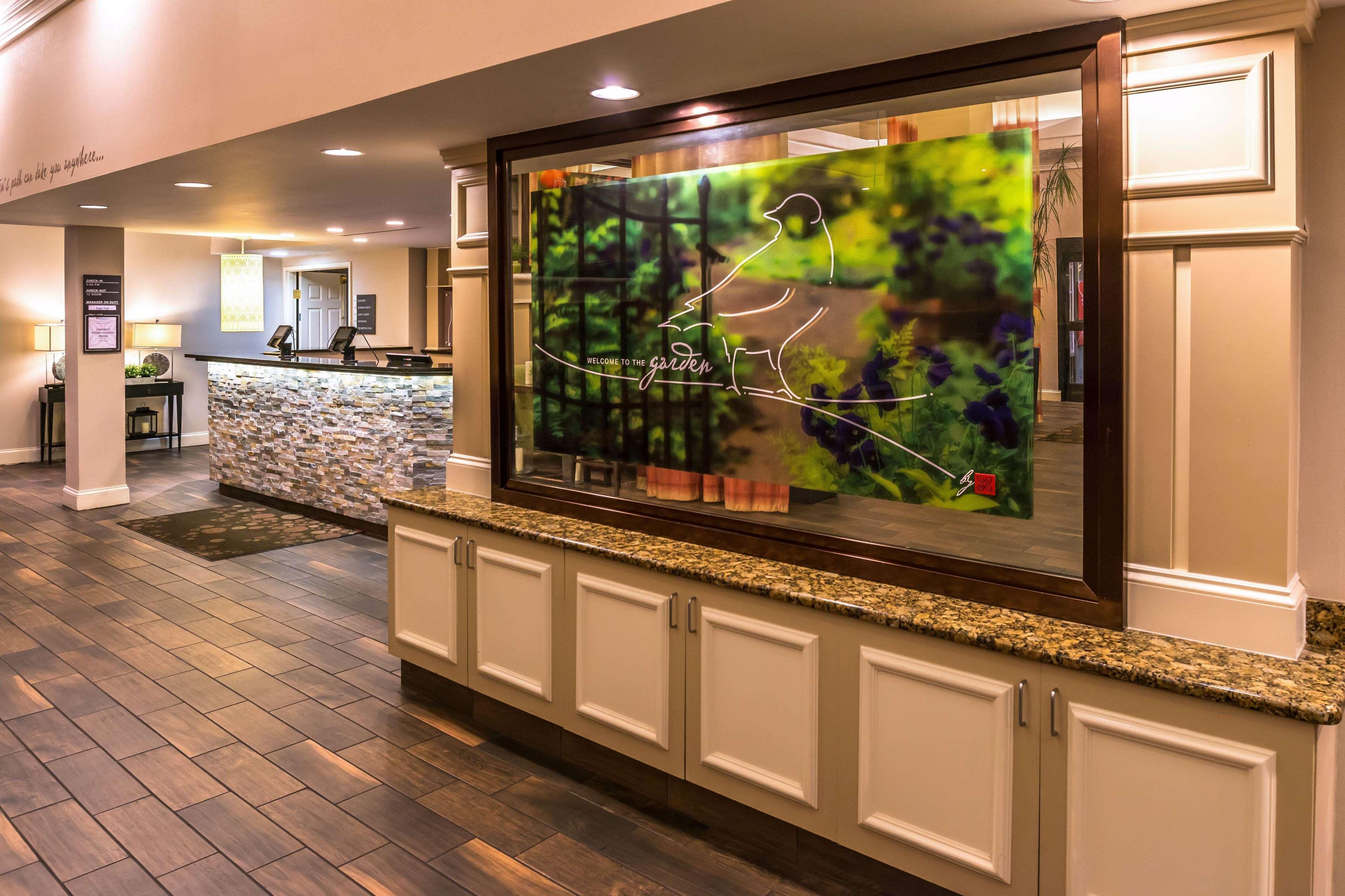 Hilton Garden Inn Detroit Southfield Exterior foto