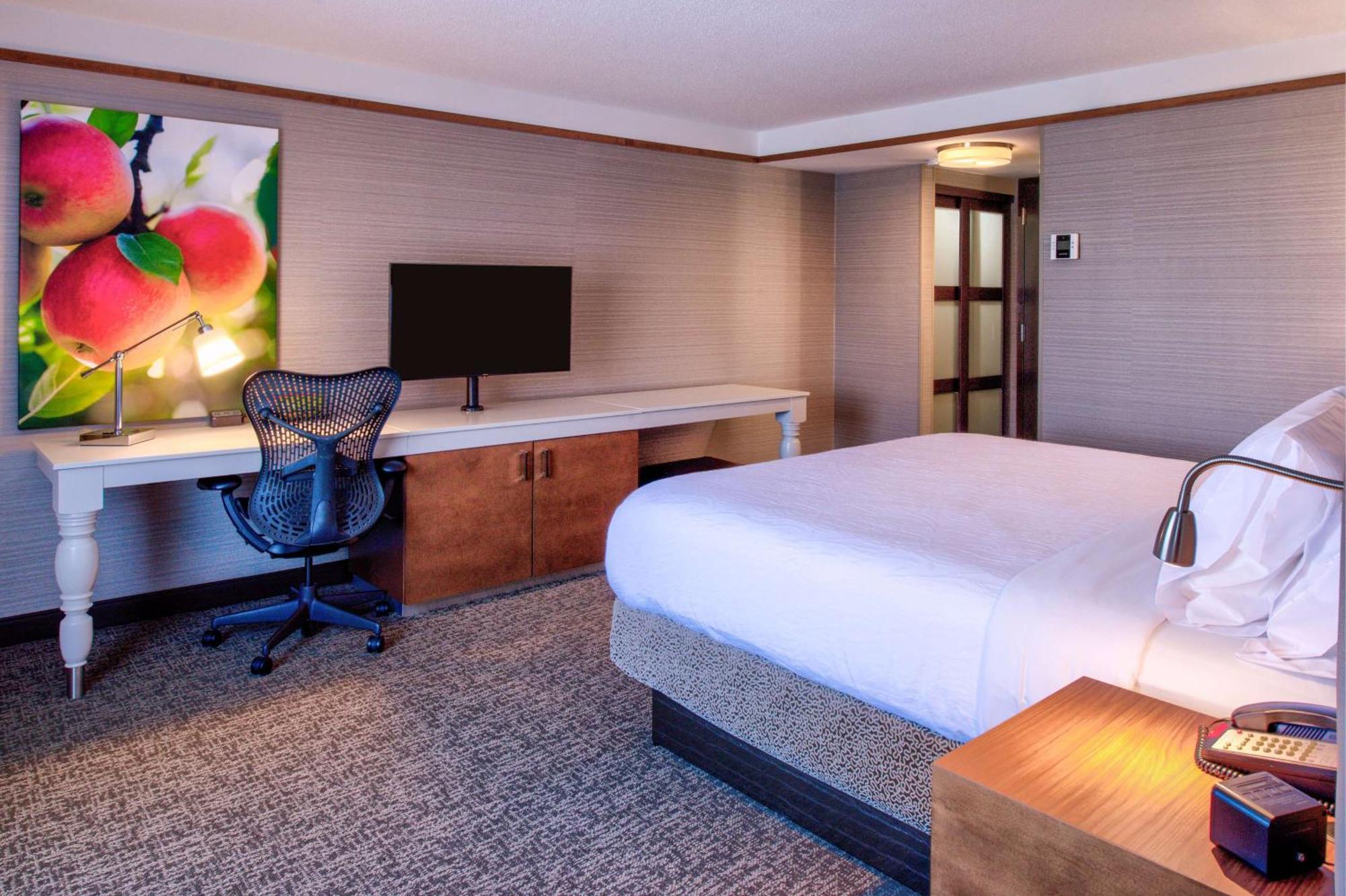 Hilton Garden Inn Detroit Southfield Exterior foto